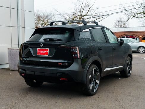 New 2026 Nissan Kicks SR image 6