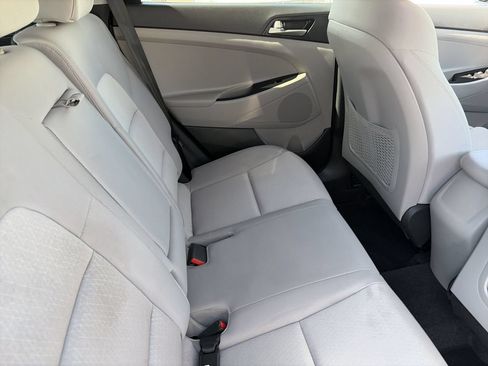 Used 2018 Hyundai Tucson SE FWD image 12