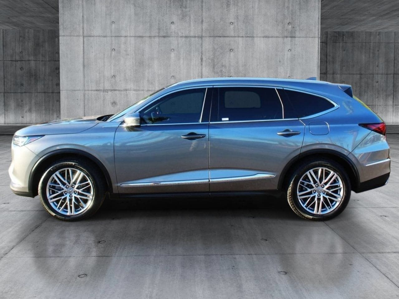 Used 2023 Acura MDX w/ Advance Package AWD/4WD image 31