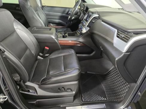 Used 2020 GMC Yukon XL SLT image 11