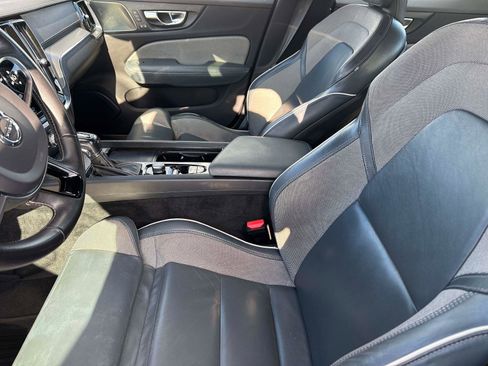 Used 2021 Volvo S60 T5 R-Design w/ Advanced Package image 21