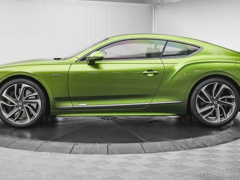 Used 2025 Bentley Continental GT Speed image 9