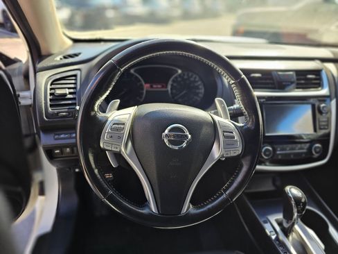 Used 2018 Nissan Altima 2.5 SR w/ SR Special Edition image 22