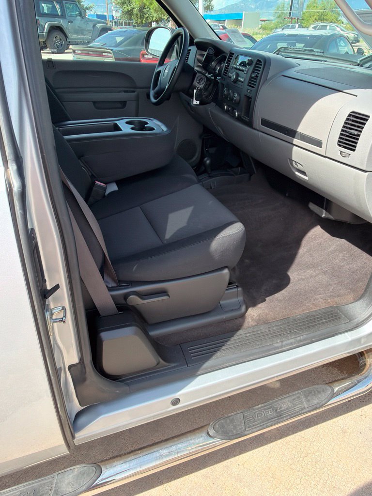 Used 2013 GMC Sierra 2500 W/T w/ Work Truck Preferred Package AWD/4WD image 18