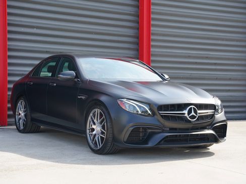 Used 2018 Mercedes-Benz E 63 AMG S image 8
