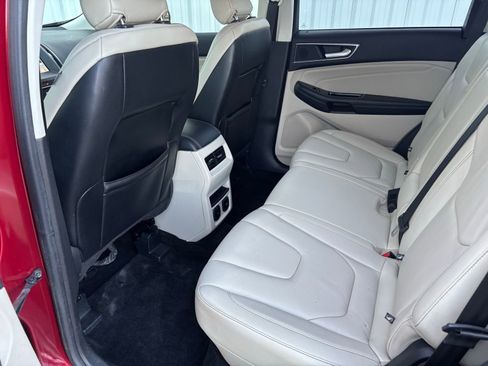 Used 2017 Ford Edge Titanium w/ Technology Package image 29