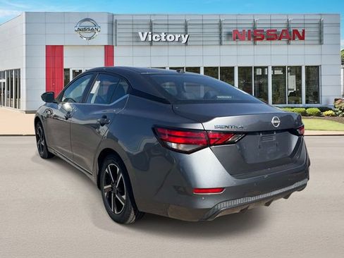 Used 2024 Nissan Sentra SV FWD image 4