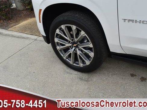 Used 2025 Chevrolet Tahoe High Country image 18