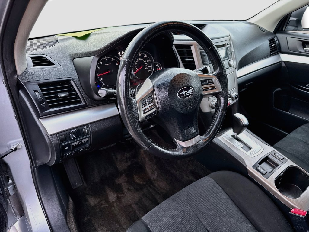 Used 2013 Subaru Legacy 2.5i Premium w/ All-Weather Pkg AWD/4WD image 5