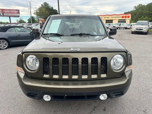 Used 2015 Jeep Patriot Sport image 3