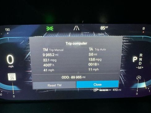 Used 2025 Volvo V60 B5 Cross Country Plus AWD/4WD image 30