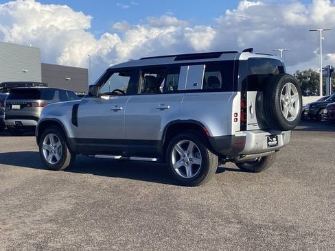 Used 2020 Land Rover Defender 110 SE image 30