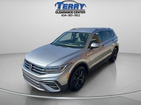 Used 2023 Volkswagen Tiguan SE FWD image 9