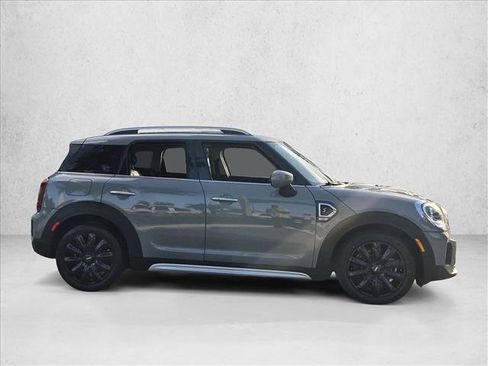 Used 2022 MINI Cooper Countryman S w/ Storage Package FWD image 4