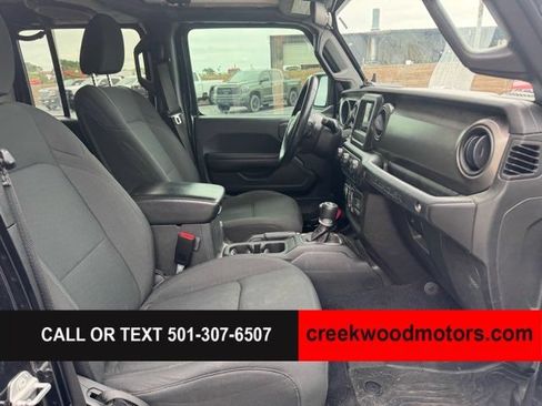 Used 2021 Jeep Wrangler Unlimited Sport AWD/4WD image 8