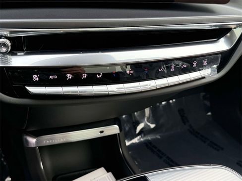 Used 2024 Cadillac Lyriq Tech image 26