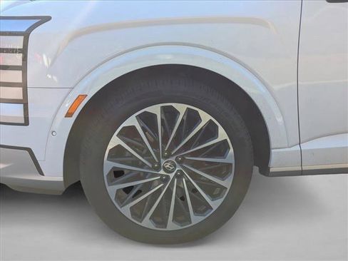 Used 2026 Hyundai Palisade Calligraphy image 14