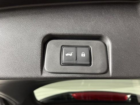 Used 2026 Nissan Rogue SV FWD image 42