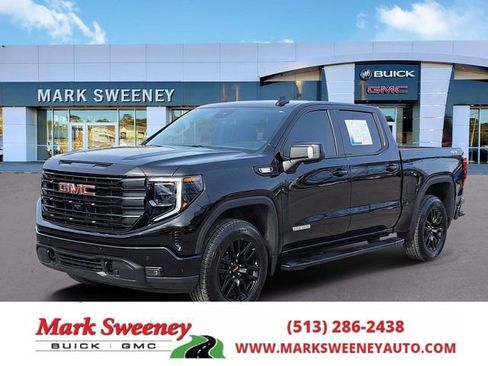 Used 2025 GMC Sierra 1500 Elevation w/ Elevation Premium Package image 1