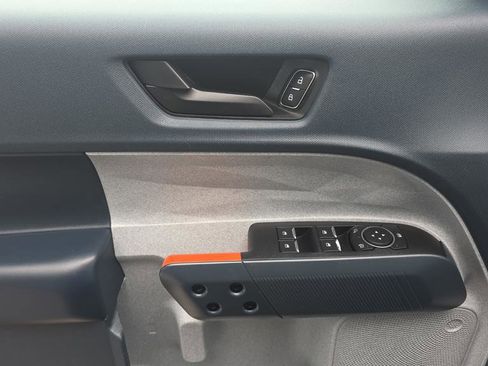 Certified 2022 Ford Maverick XLT w/ XLT Luxury Package image 15