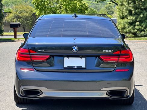 Used 2016 BMW 750i xDrive AWD/4WD image 5