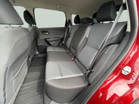 Used 2021 Nissan Rogue SV AWD/4WD image 14
