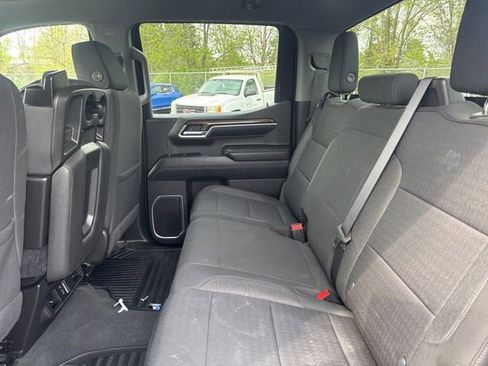 Used 2022 Chevrolet Silverado 1500 LT AWD/4WD image 13