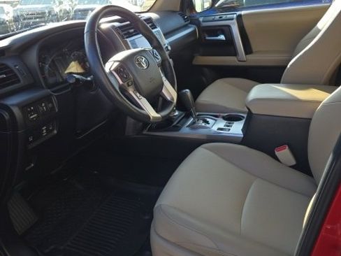 Used 2024 Toyota 4Runner SR5 Premium w/ SR5 Premium Package image 11