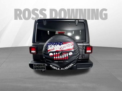 Used 2021 Jeep Wrangler Sport S image 7