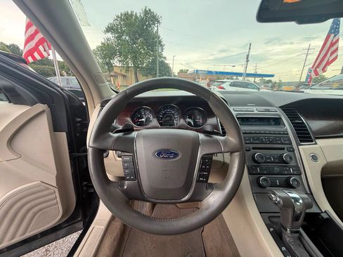 Used 2012 Ford Taurus SEL FWD image 14