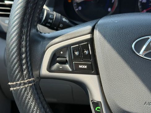 Used 2016 Hyundai Accent SE w/ Option Group 03 FWD image 17