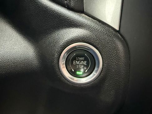 Used 2020 Chevrolet Silverado 2500 LTZ w/ LTZ Plus Package image 14