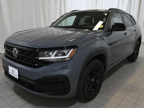 Used 2023 Volkswagen Atlas Cross Sport SEL R-Line AWD/4WD image 18