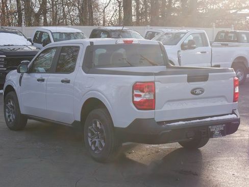 New 2025 Ford Maverick XLT w/ Equipment Group 301A image 9