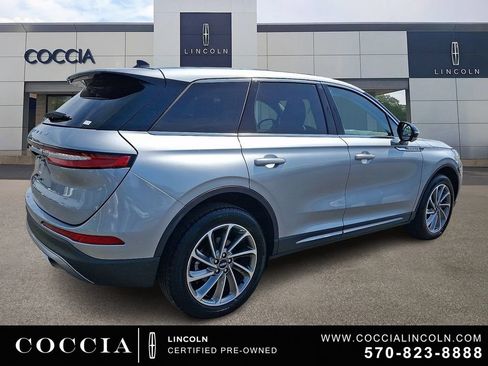 Certified 2023 Lincoln Corsair AWD w/ Equipment Group 101A image 4