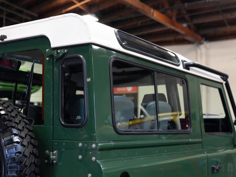 Used 1997 Land Rover Defender 90 image 46