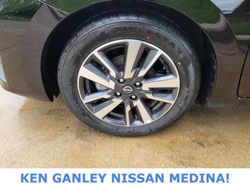 Certified 2024 Nissan Versa SV FWD image 18