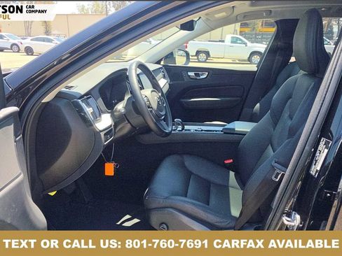 Used 2025 Volvo XC60 B5 Plus AWD/4WD image 4