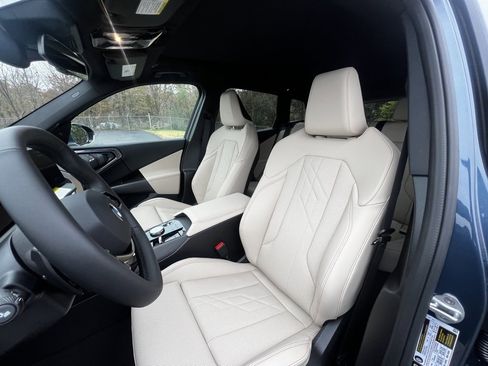 Certified 2025 BMW X3 xDrive30i w/ Convenience Package image 11