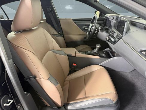 Used 2023 Lexus ES 350 w/ Premium Package FWD image 23