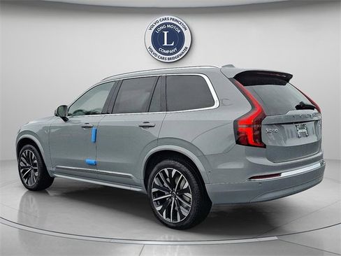 New 2026 Volvo XC90 B6 Plus w/ Protection Package Premier image 3