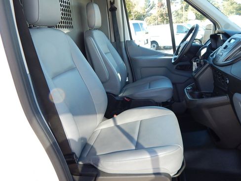 Used 2019 Ford Transit 250 148 Medium Roof image 22