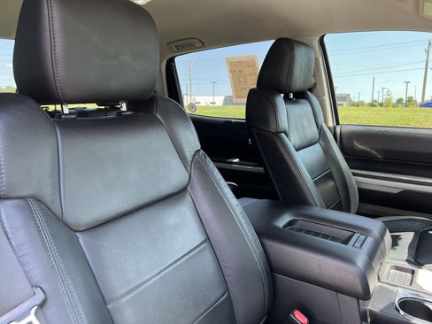 Used 2021 Toyota Tundra SR5 w/ SR5 Leather Package AWD/4WD image 35