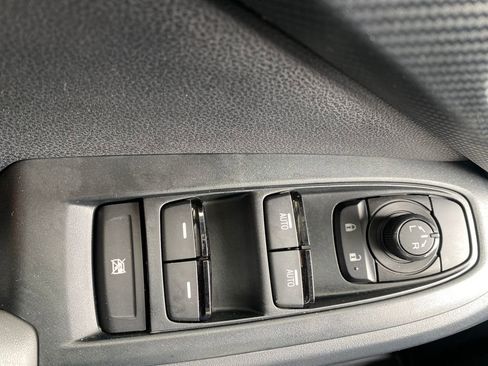 Used 2024 Subaru Crosstrek 2.0i Premium image 45