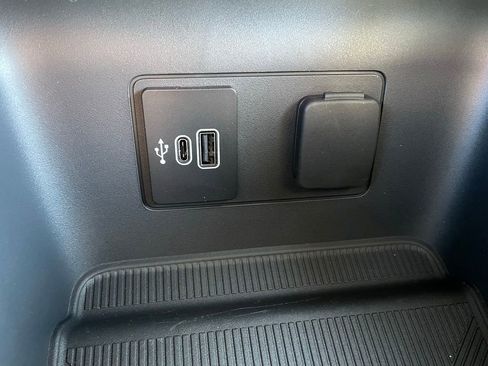 New 2026 Ford Explorer Active w/ Active Comfort Package image 12