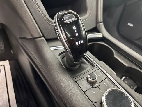 Used 2020 Cadillac XT6 Premium Luxury AWD/4WD image 32
