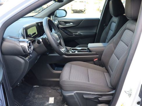 New 2026 Chevrolet Equinox LT w/ Safety and Technology Package AWD/4WD image 5