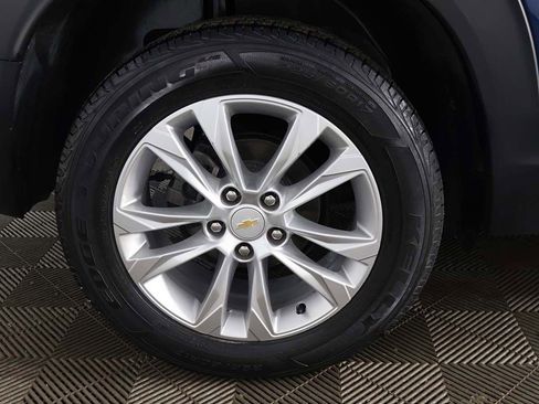 Used 2021 Chevrolet TrailBlazer LS AWD/4WD image 19