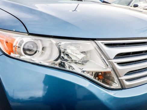 Used 2010 Toyota Venza AWD image 16