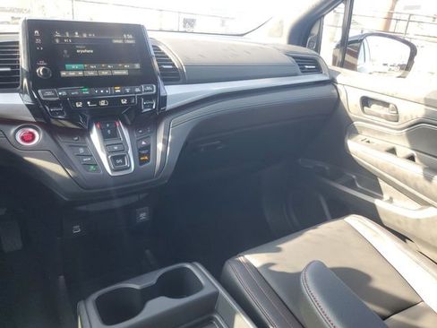 Used 2024 Honda Odyssey Sport image 29